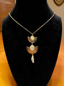 26" long gold plated chain with 3 gold/pearl flat pendants