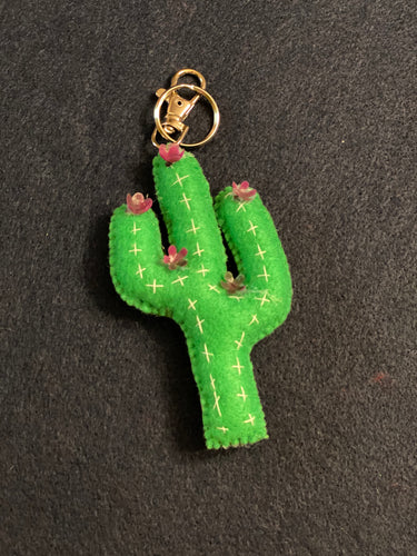 Keychain - Saguaro w/ flowers